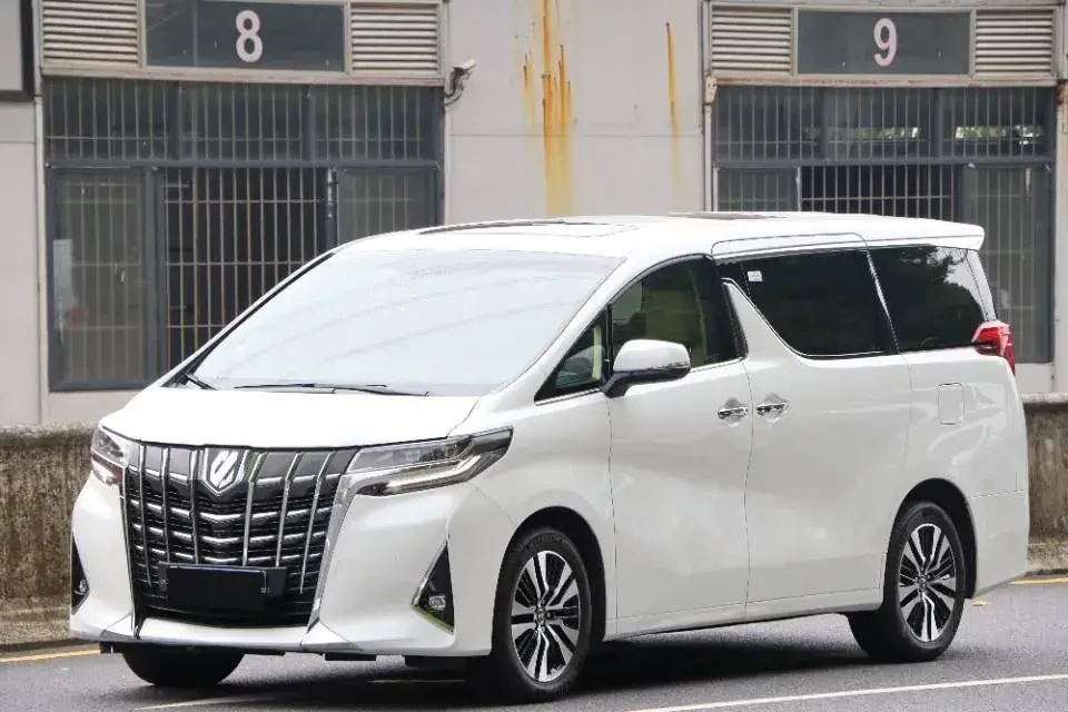2018 Toyota Alphard 3.5L 301HP V6 8AT