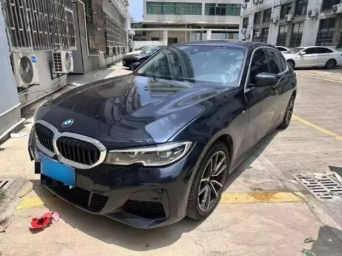 2022 BMW 3 Series 2.0T 184HP L4 8AT