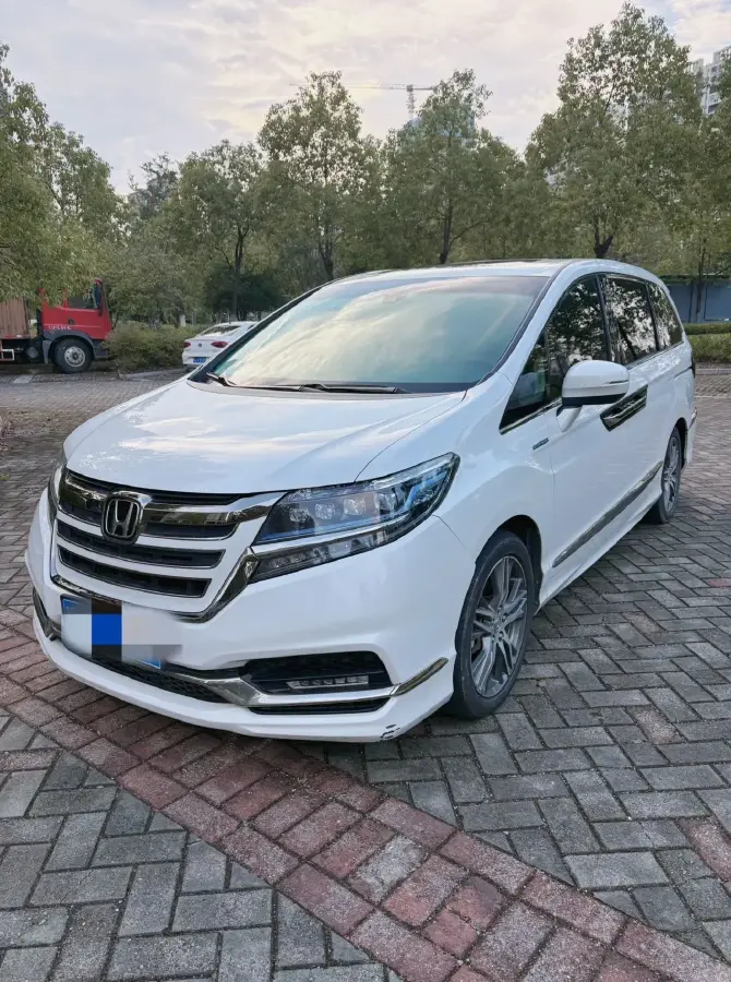 2019 Honda Elysioin 2.0L 146HP L4 E-CVT Hybrid