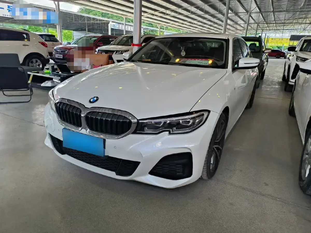 2022 BMW 3 Series 2.0T 156HP L4 8AT