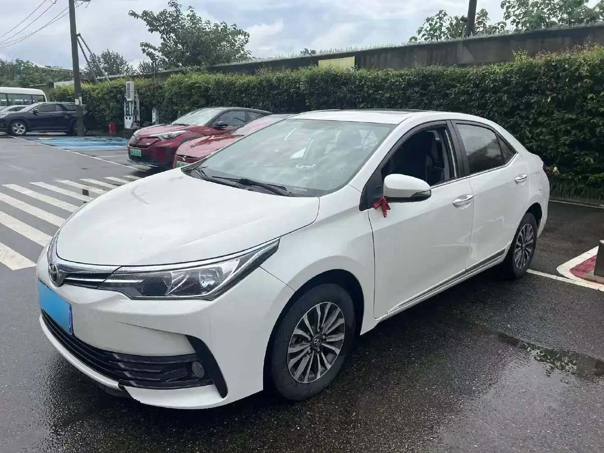 2017 Toyota Corolla 1.2T 116HP L4 6MT