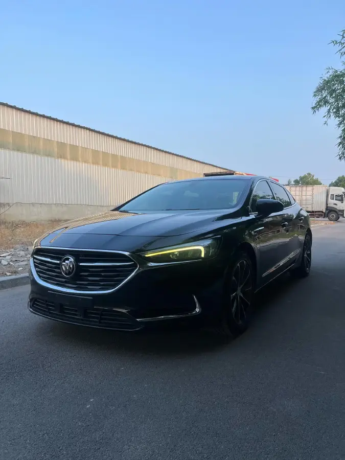 2019 Buick Larcosse 2.0T 241HP L4 9AT