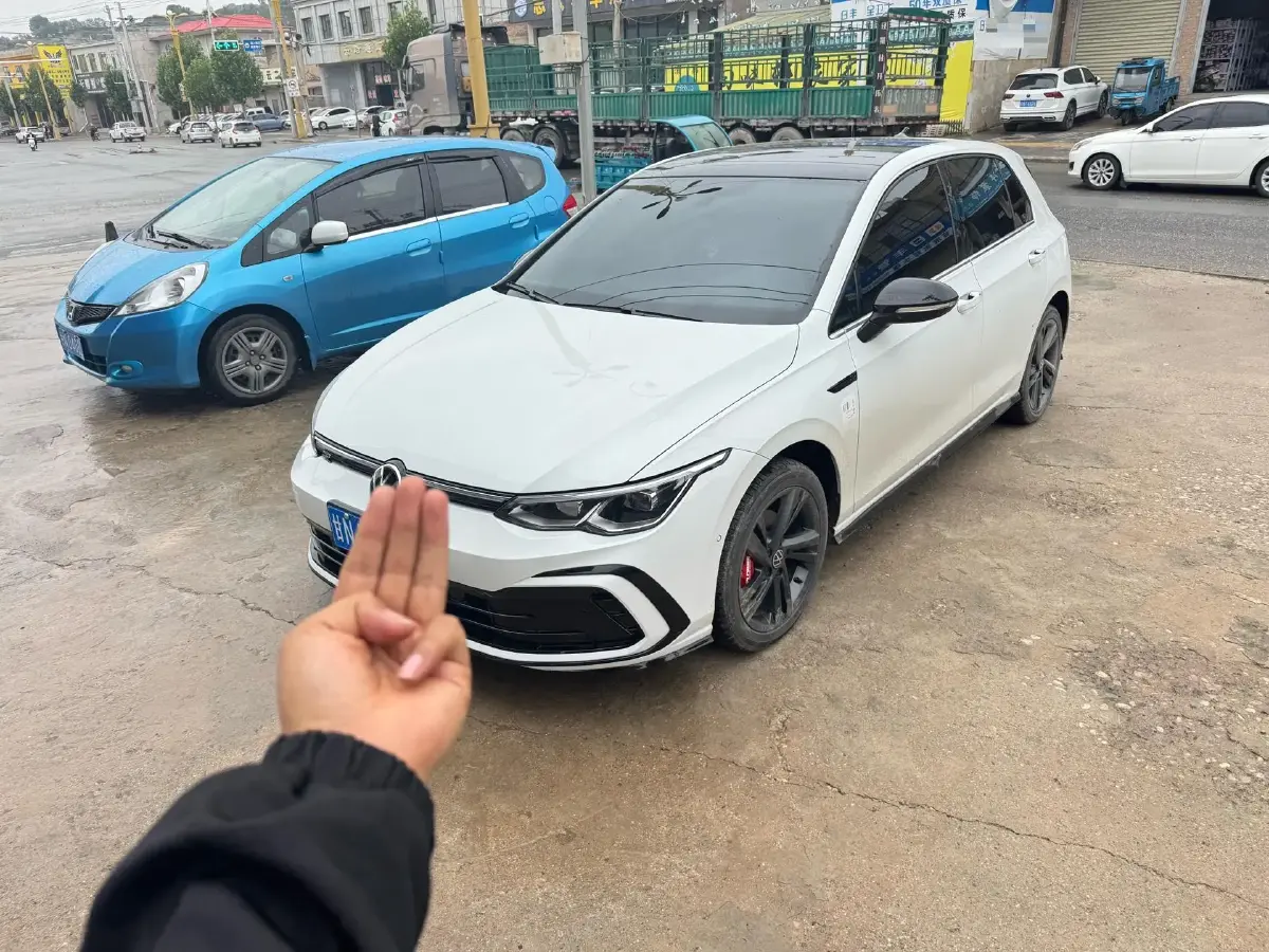 2023 Volkswagen Golf 1.4T 150HP L4 7DCT