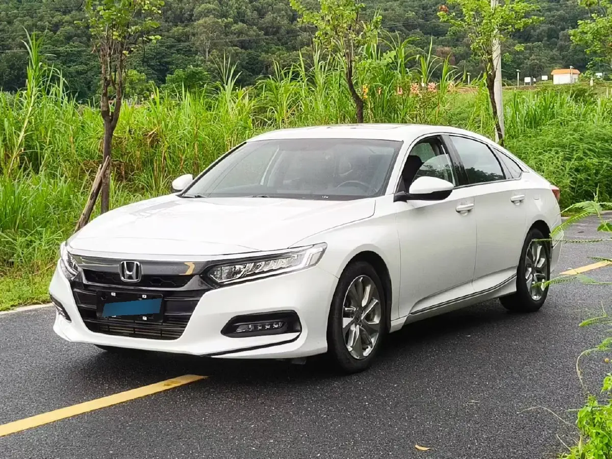 2018 Honda Accord 1.5T 194HP L4 CVT