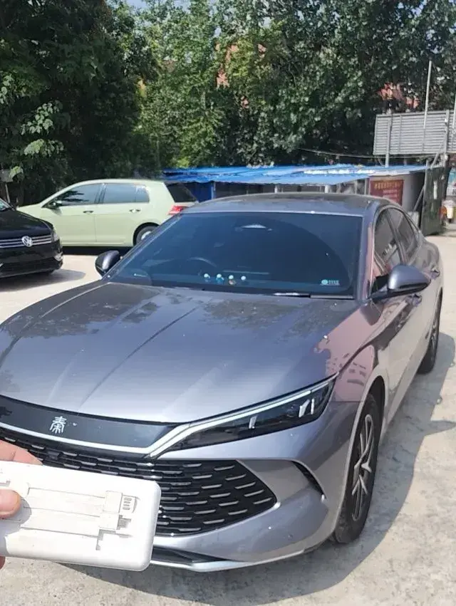 2024 BYD QinL 1.5L 101HP L4 E-CVT PHEV 15.87KWH