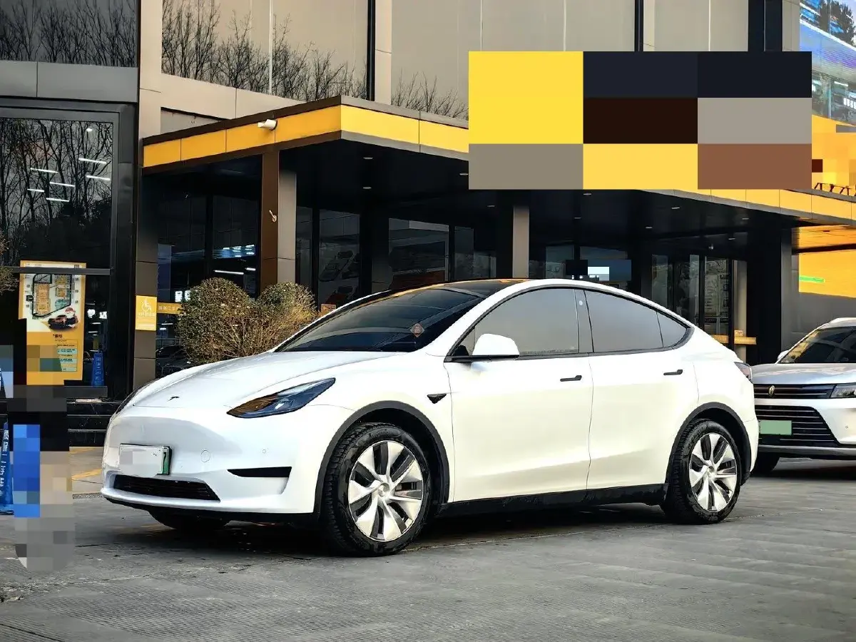 2022 Tesla Model Y BEV 60KWH