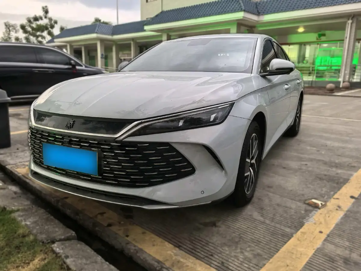 2024 BYD QinL 1.5L 101HP L4 E-CVT PHEV 15.87KWH