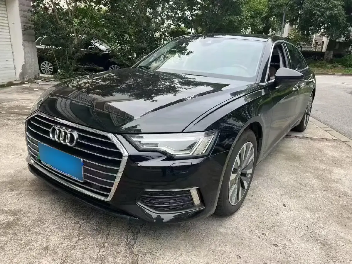 2020 Audi A6L 2.0T 190HP L4 7DCT