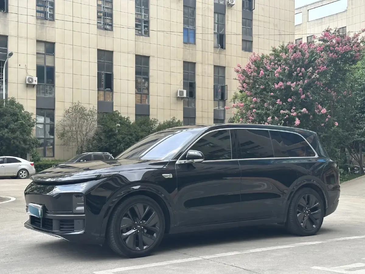 2023 Li L9 Range Extended 154HP REEV 42.6KWH