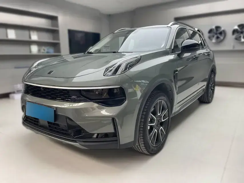 2024 LYNK&CO 01 2.0T 254HP L4 8AT