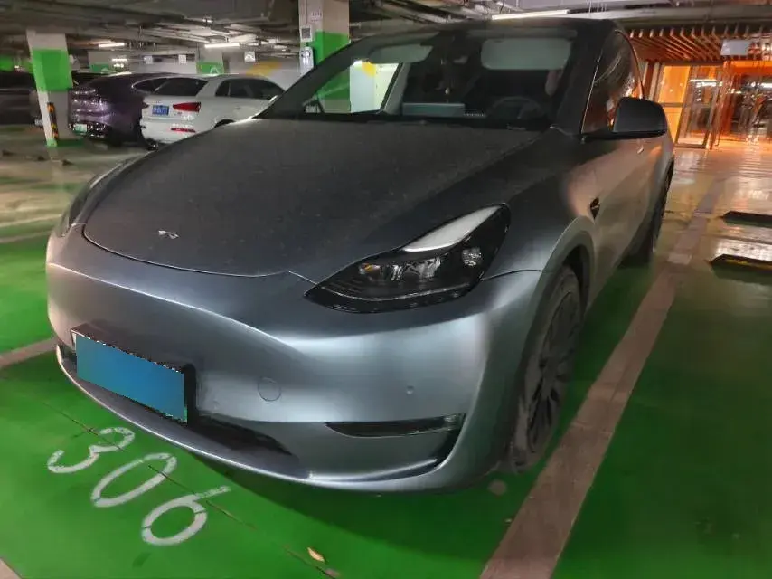 2021 Tesla Model Y BEV 60KWH