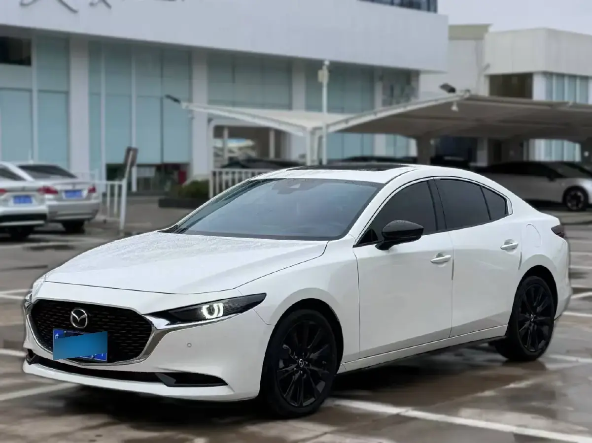 2023 Mazda 3 Axela 2.0L 158HP L4 6AT