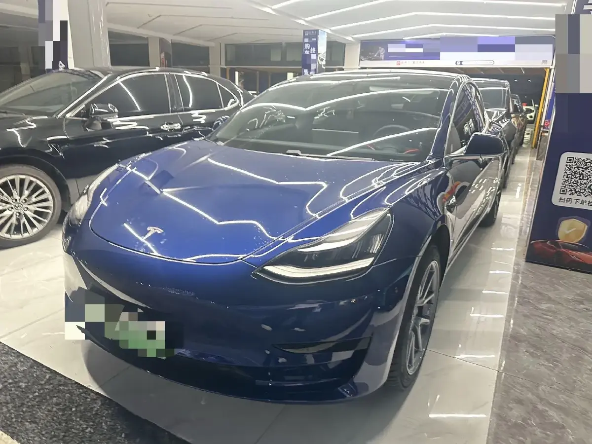 2019 Tesla Model 3 BEV 52KWH