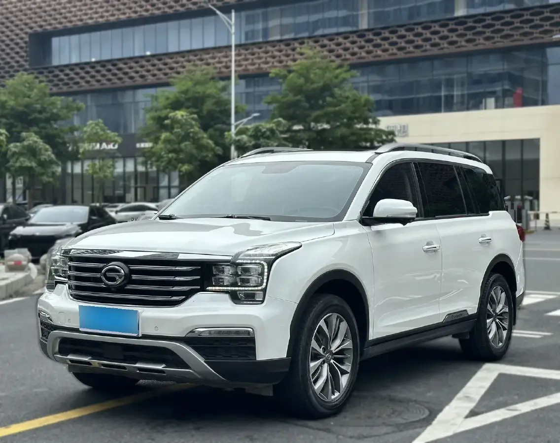 2017 GAC Trumpchi GS8 2.0T 201HP L4 6AT
