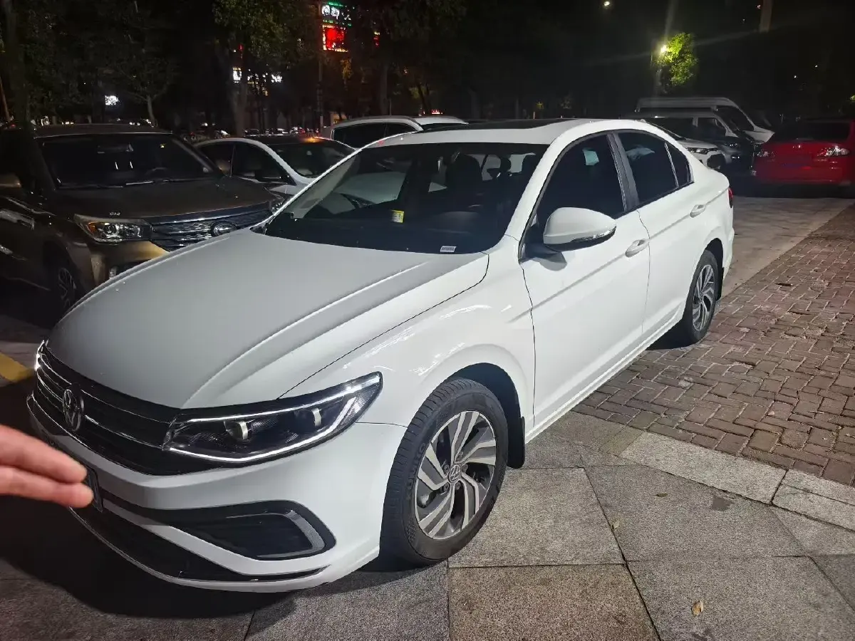 2024 Volkswagen Bora 1.2T 116HP L4 7DCT