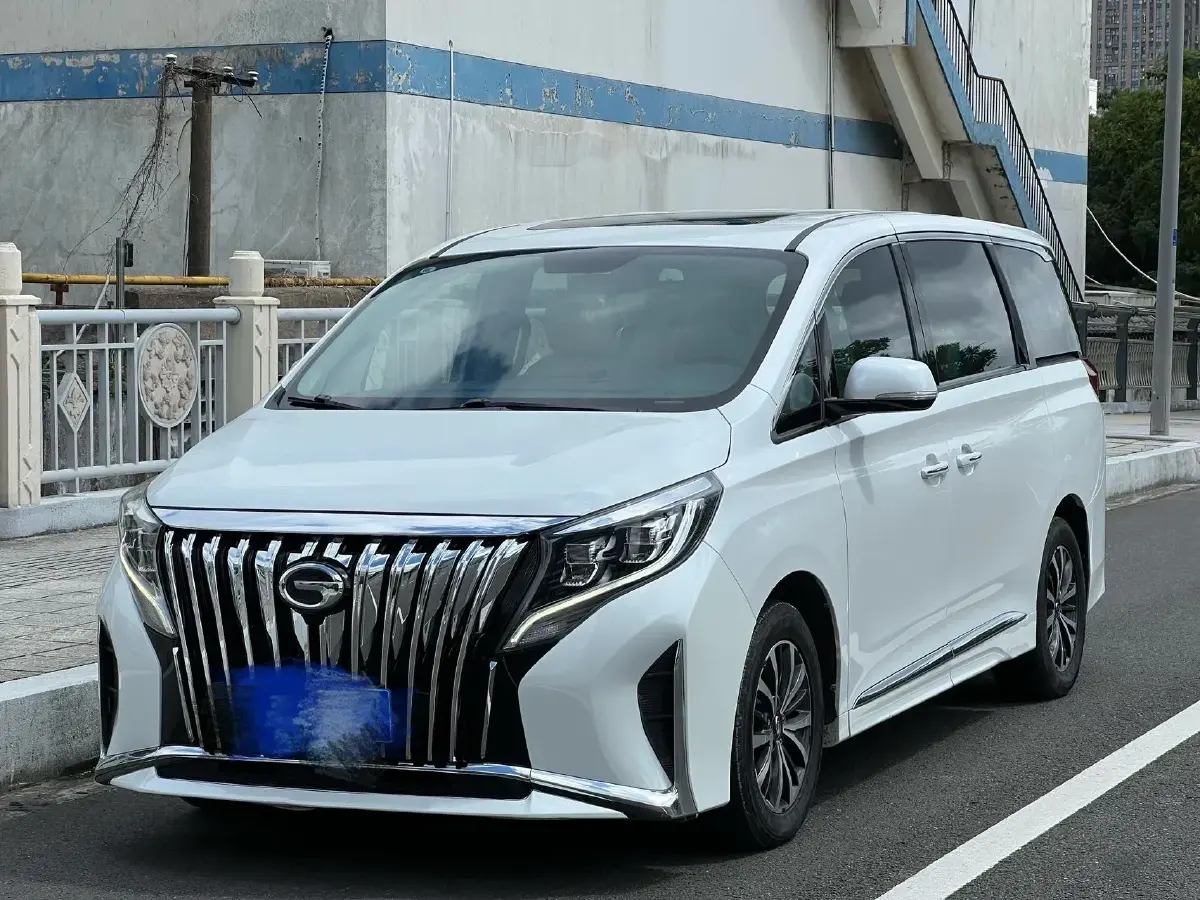 2021 GAC Trumpchi M8 2.0T 252HP L4 8AT