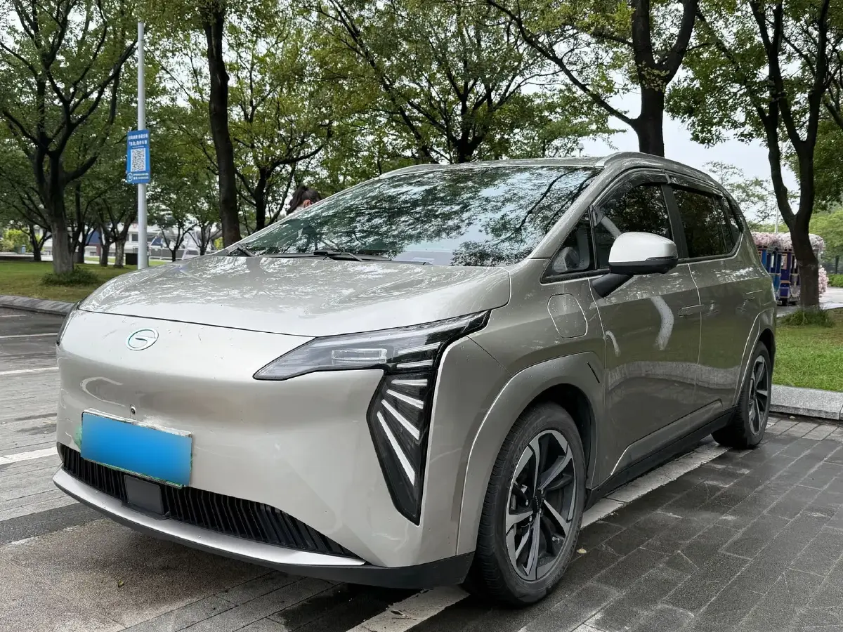 2023 Aion Y BEV 61.7KWH