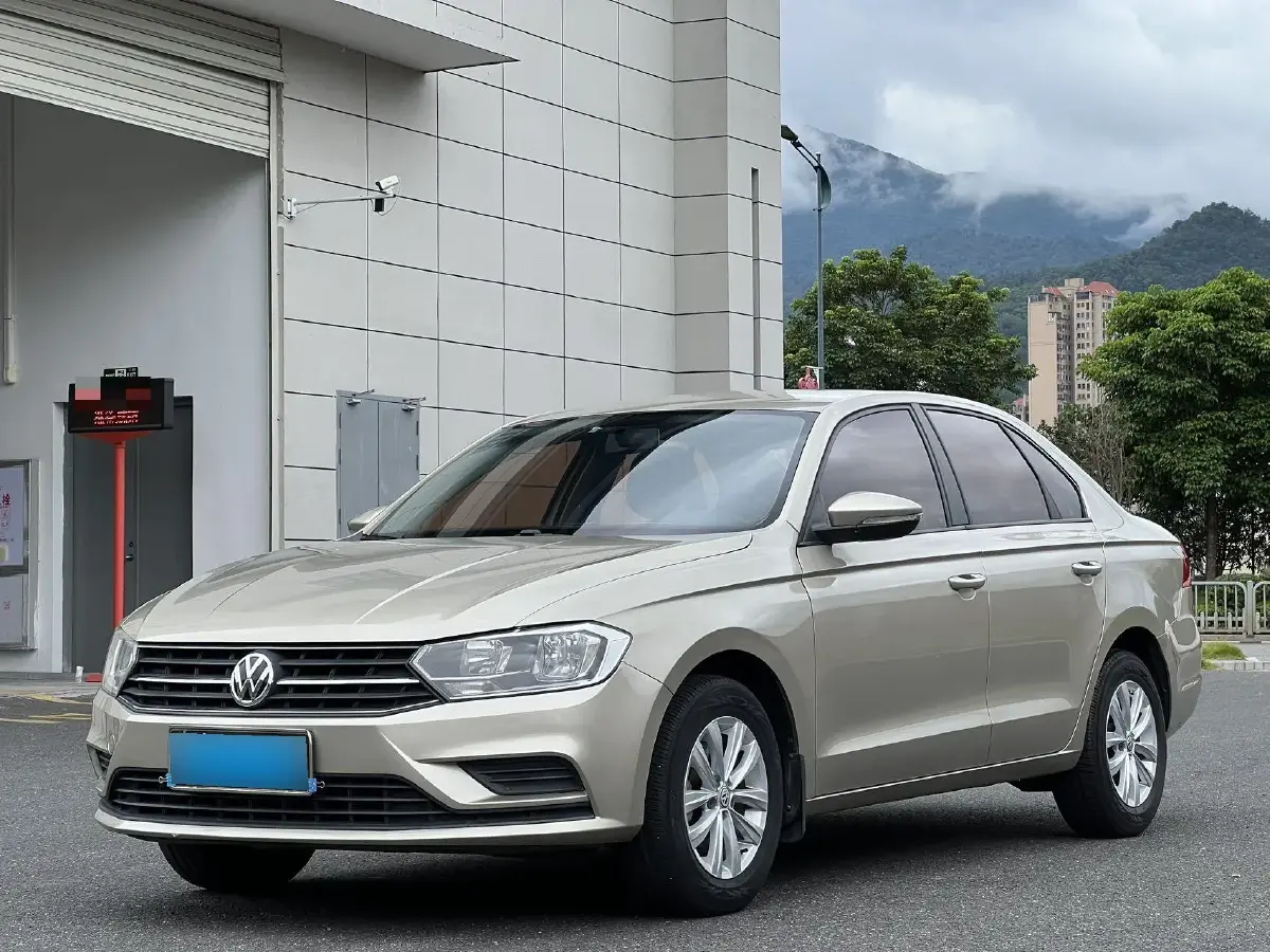 2018 Volkswagen Bora 1.5L 110HP L4 6AT