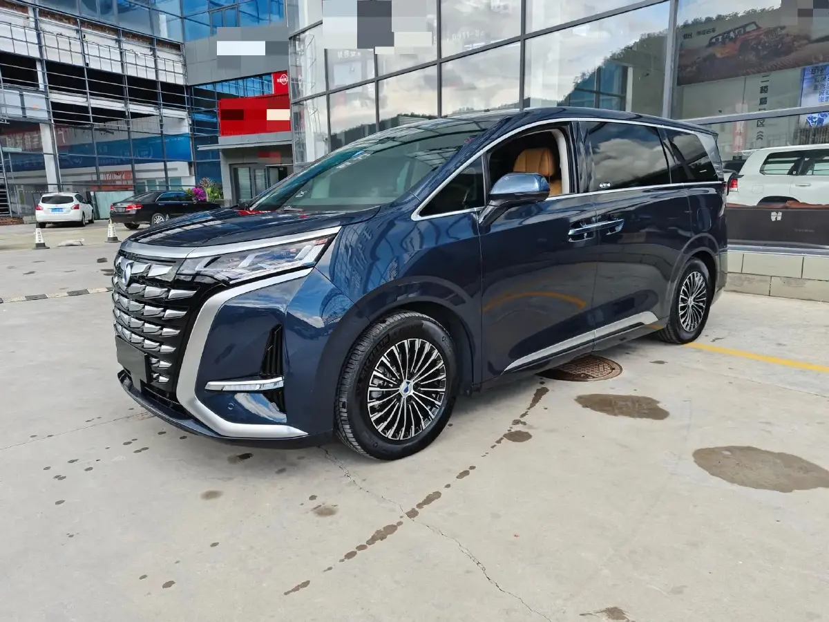 2022 Denza D9 1.5T 139HP L4 E-CVT PHEV 40.06KWH