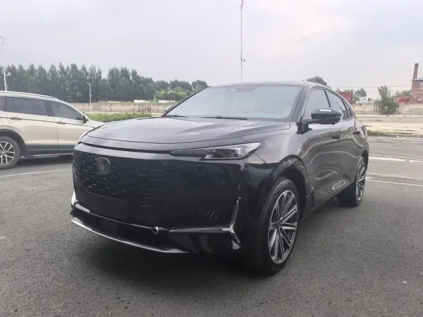 2021 ChangAn UNI-K 2.0T 233HP L4 8AT