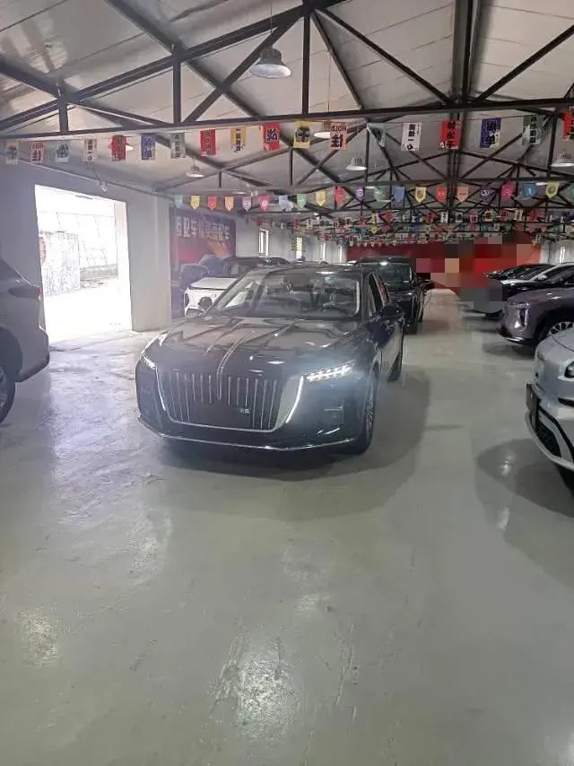 2025 HongQi H5 1.5T 169HP L4 7DCT