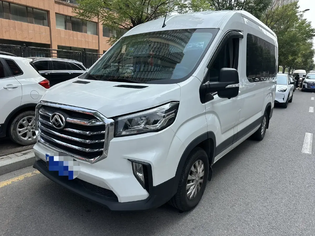 2022 MAXUS XinTu V90 2.0T 150HP L4 6AT