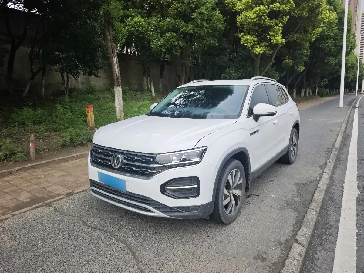 2020 Volkswagen Tayron 2.0T 186HP L4 7DCT