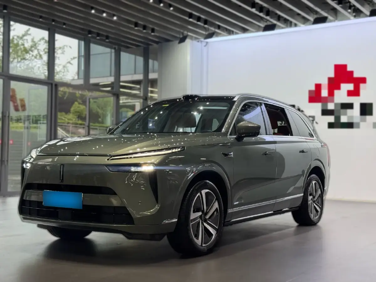 2025 WEY BlueMountain 1.5T 170HP L4 4DHT PHEV 52.3KWH