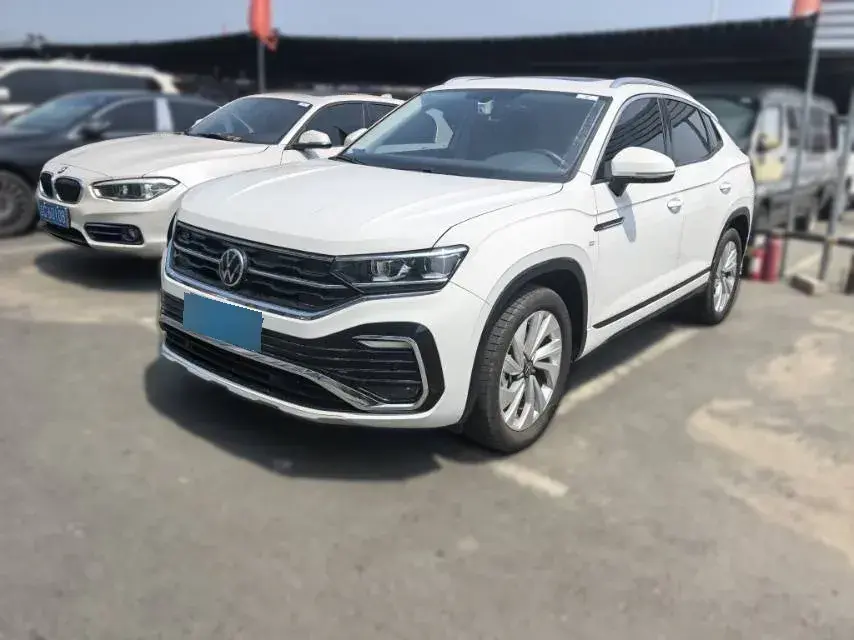 2020 Volkswagen Tayron X 2.0T 186HP L4 7DCT