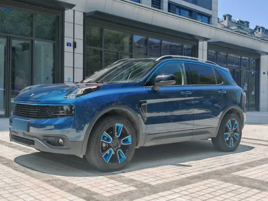 2018 LYNK&CO 01 2.0T 190HP L4 6AT