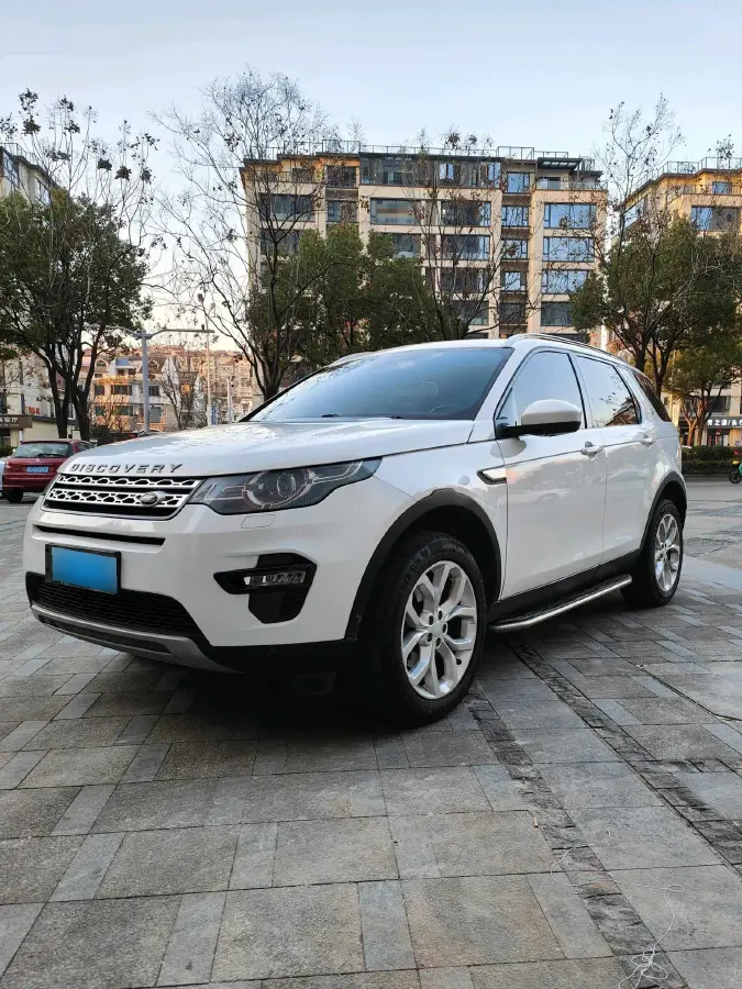2018 Land Rover Discovery Sport 2.0T 241HP L4 9AT