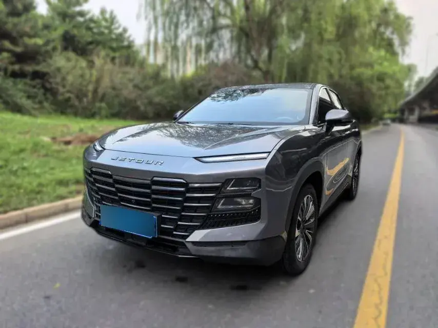 2022 Jetour DASHING 1.6T 197HP L4 7DCT