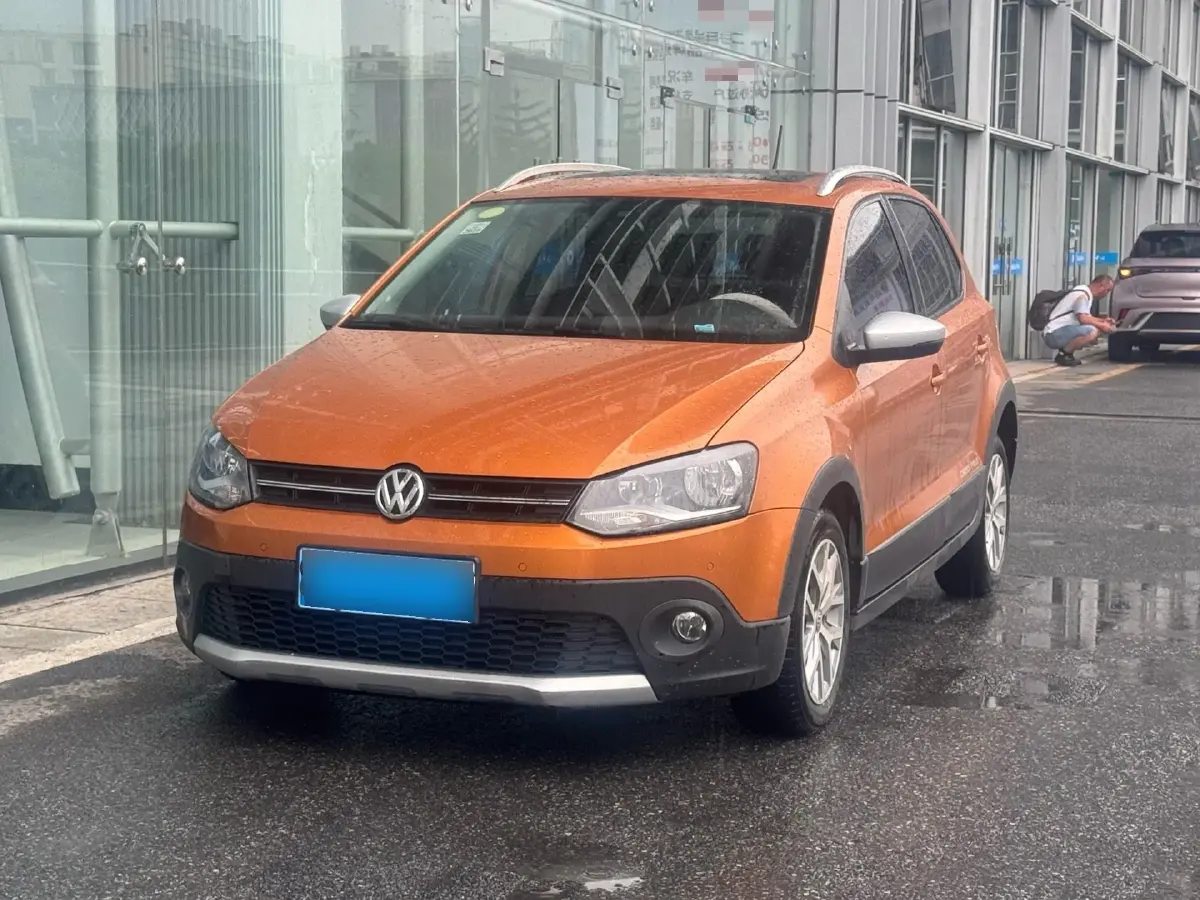 2018 Volkswagen Polo 1.5L 110HP L4 6AT