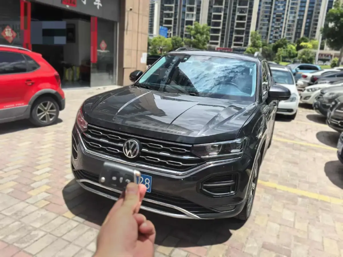 2020 Volkswagen Tayron 2.0T 186HP L4 7DCT