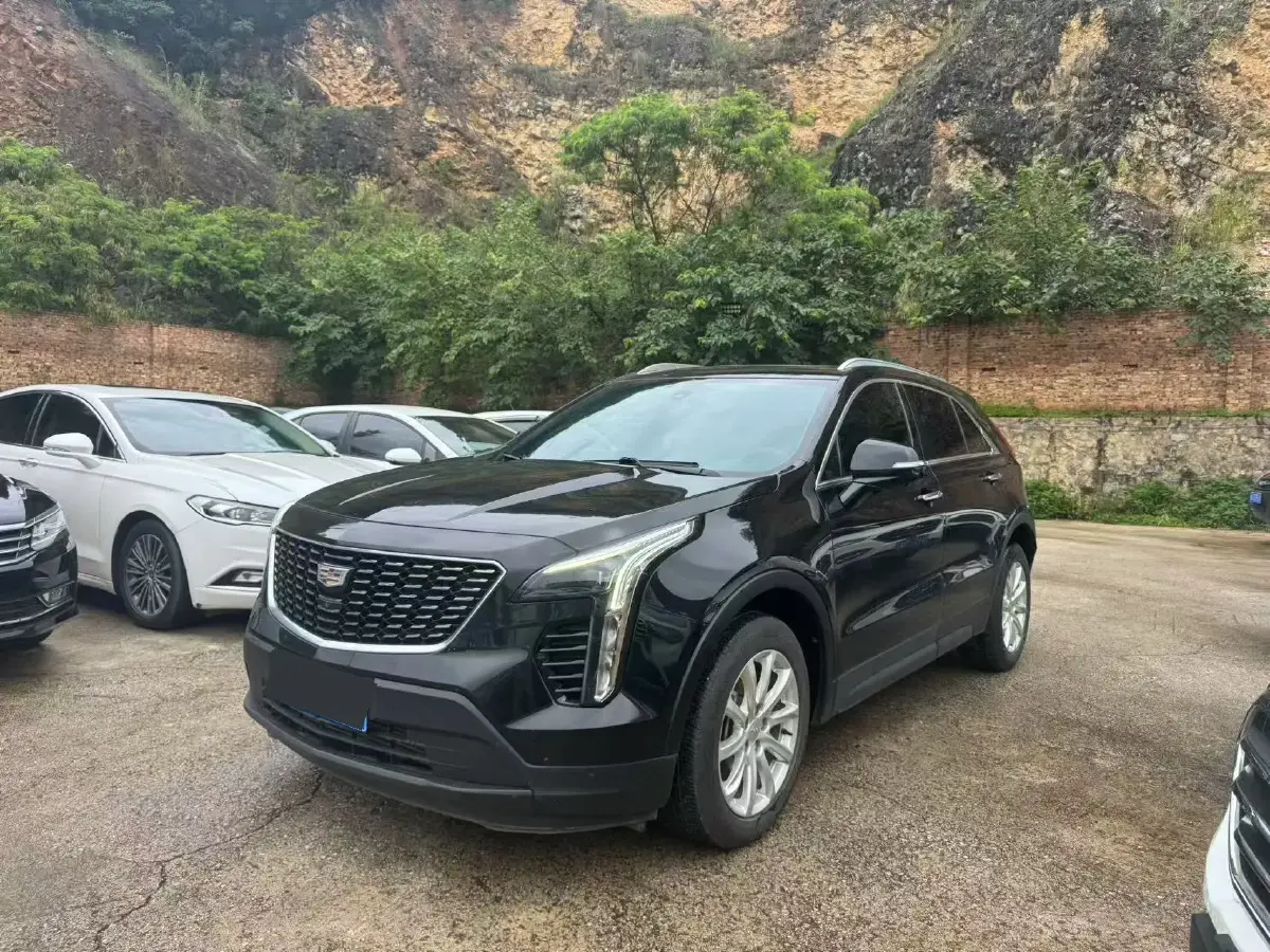 2021 Cadillac XT4 2.0T 237HP L4 9AT