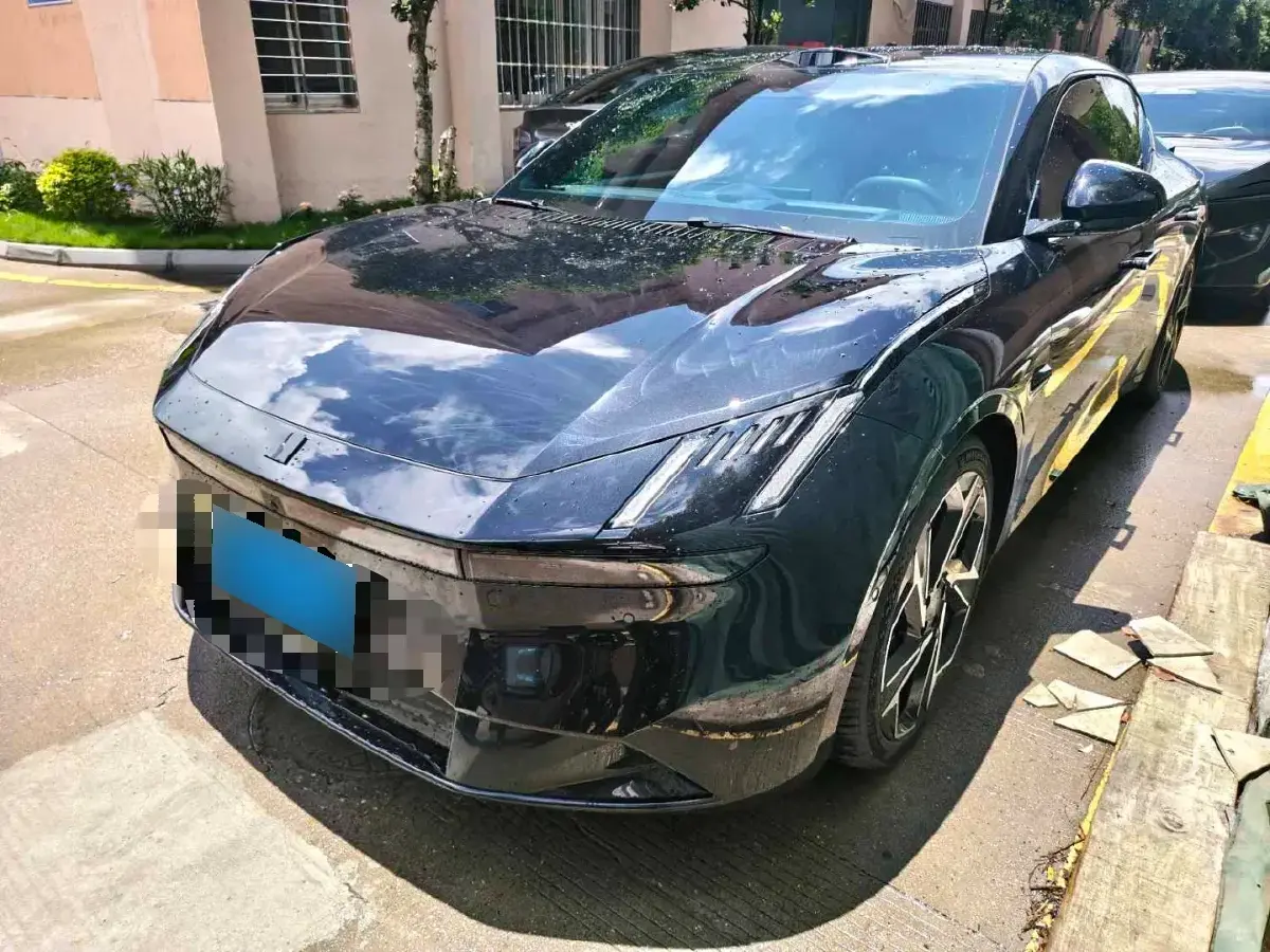 2025 LYNK&CO Z10 BEV 95KWH