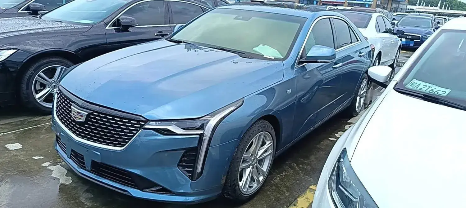 2022 Cadillac CT4 2.0T 237HP L4 8AT