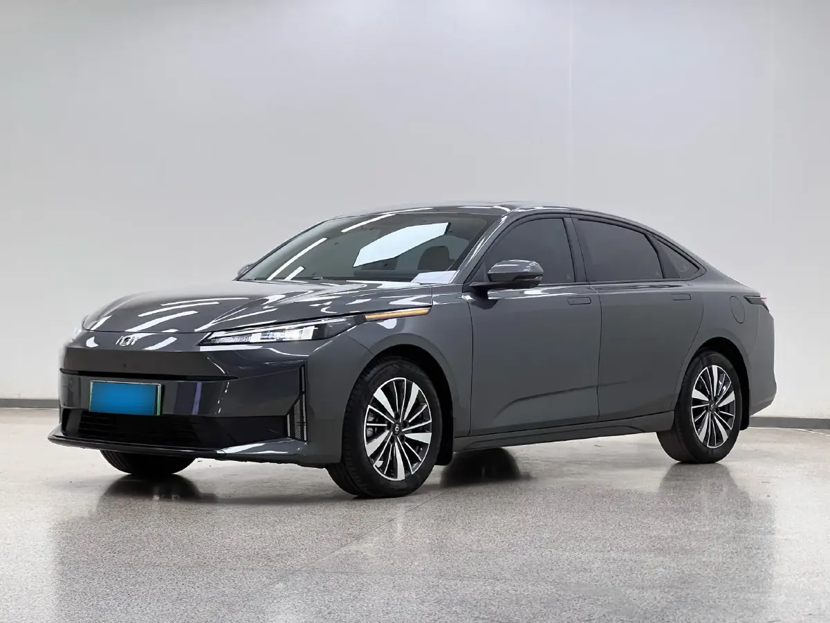 2024 ChangAn QiYuan A05 1.5L 110HP L4 E-CVT PHEV 18.99KWH