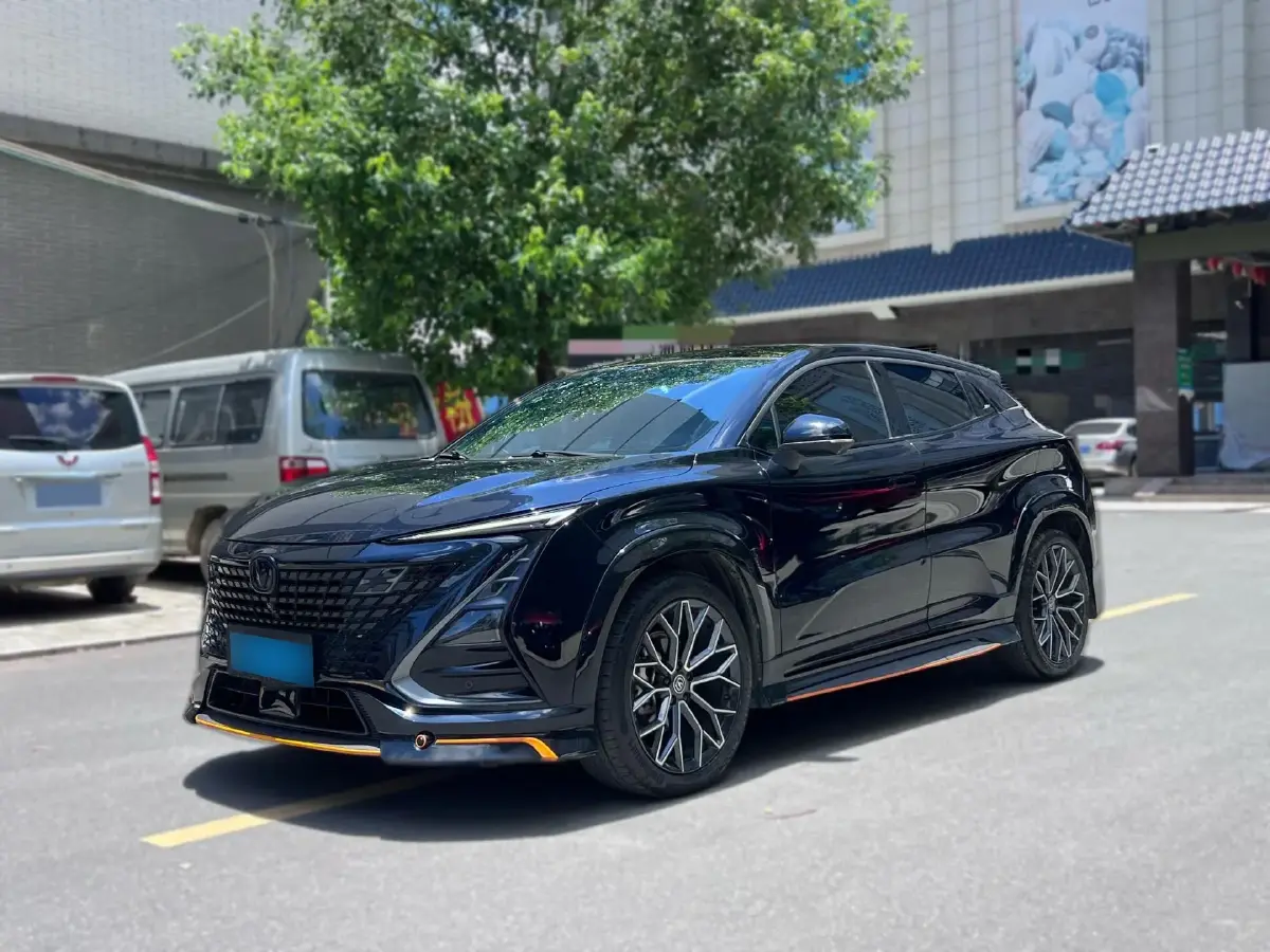 2022 ChangAn UNI-T 1.5T 188HP L4 7DCT