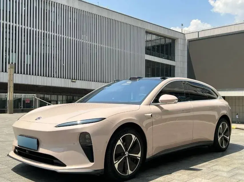2024 NIO ET5T BEV 75KWH
