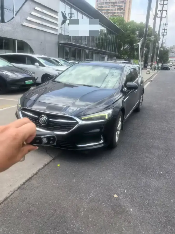 2021 Buick Larcosse 1.5T 169HP L4 9AT