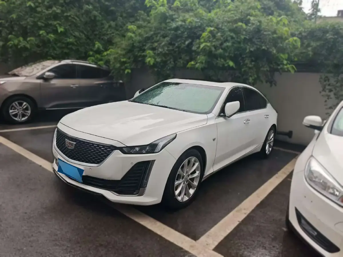 2020 Cadillac CT5 2.0T 237HP L4 10AT