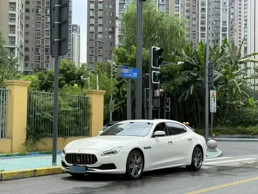 2018 Maserati Quattroporte 3.0T 430HP V6 8AT