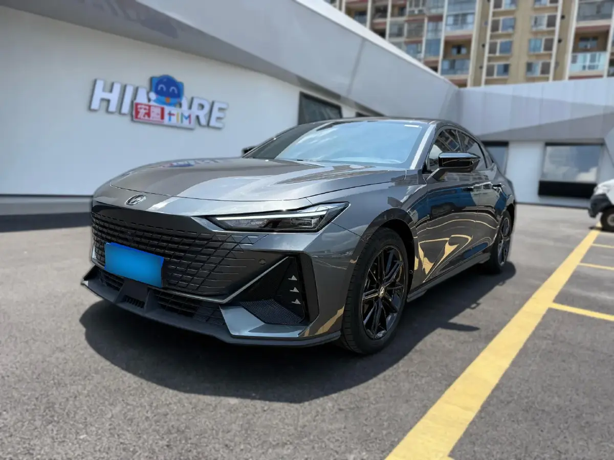 2023 ChangAn UNI-V 1.5T 188HP L4 7DCT