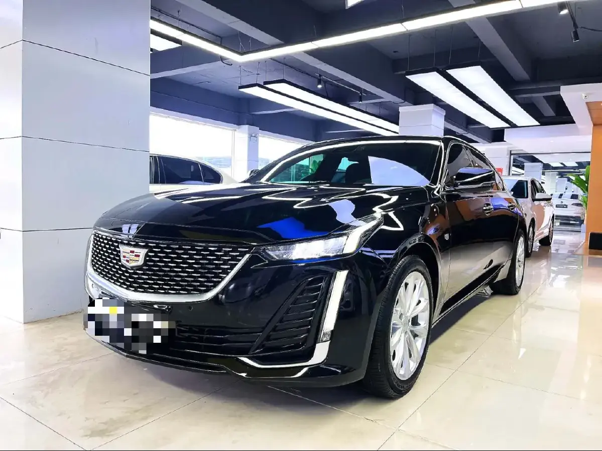 2022 Cadillac CT5 2.0T 237HP L4 10AT