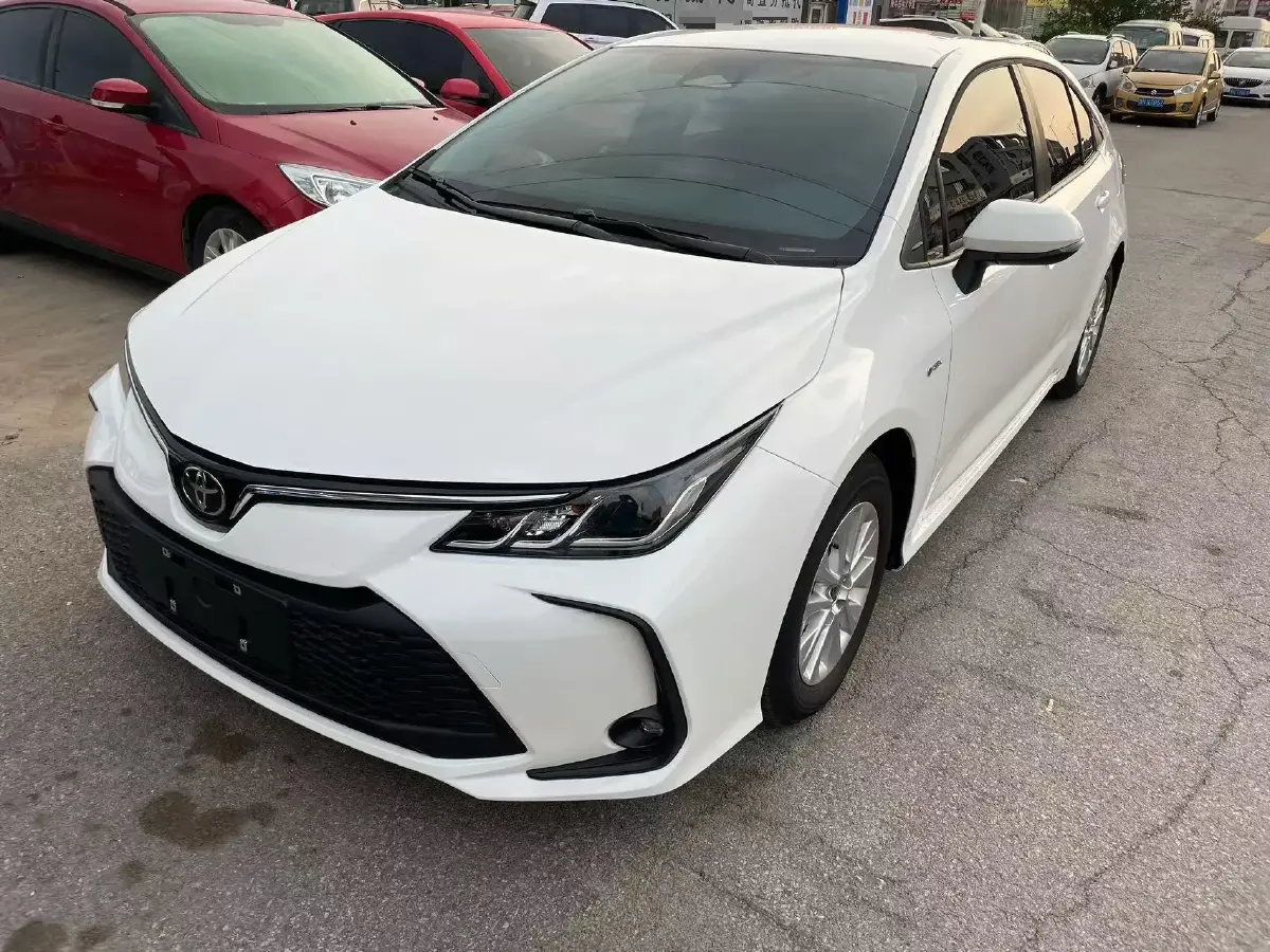 2024 Toyota Corolla 1.8L 98HP L4 E-CVT Hybrid