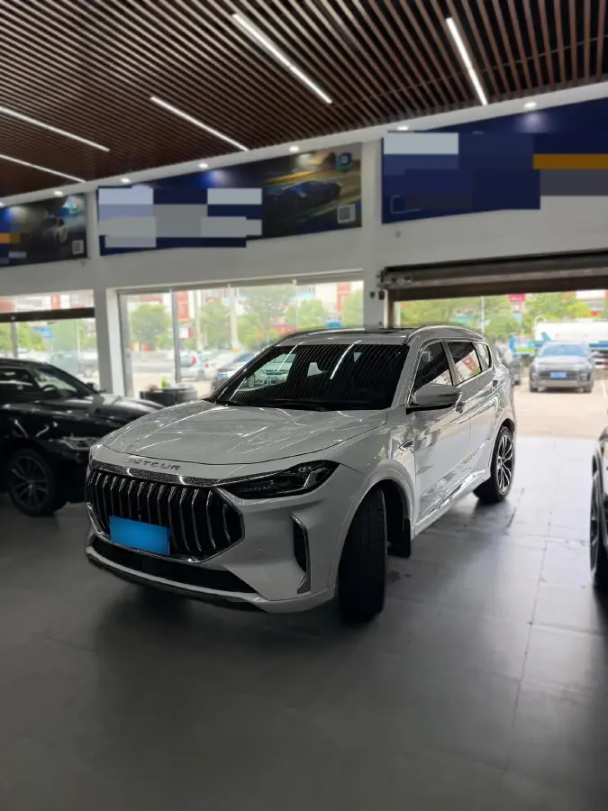 2023 Jetour X70 Plus 1.6T 197HP L4 7DCT