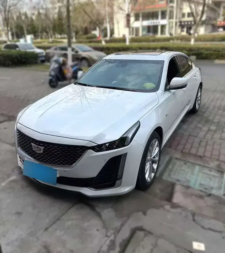 2021 Cadillac CT5 2.0T 237HP L4 10AT