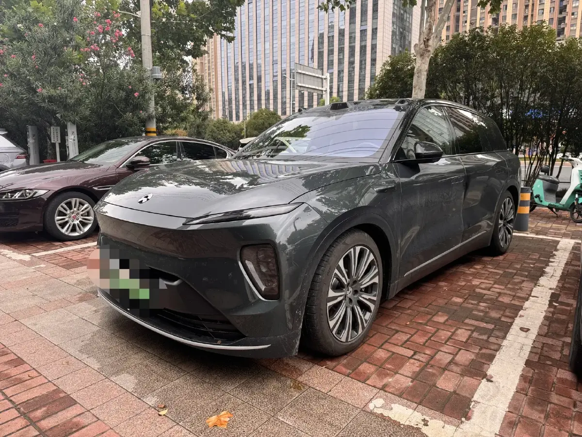 2024 NIO ES8 BEV 75KWH