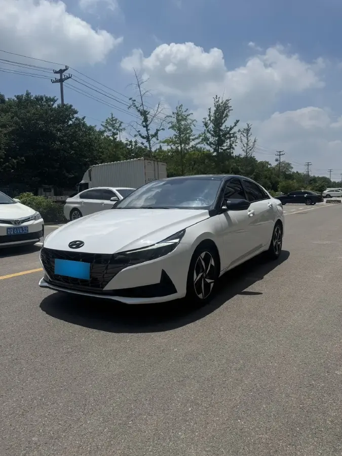 2021 Hyundai Elantra 1.4T 140HP L4 7DCT
